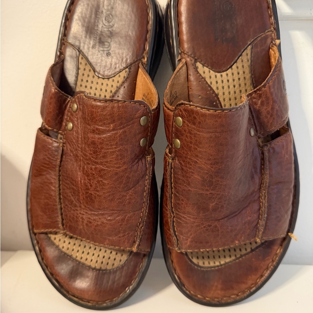 Born Men's Size 9  Leather Slide Sandals in Brown - Picture 11 of 15